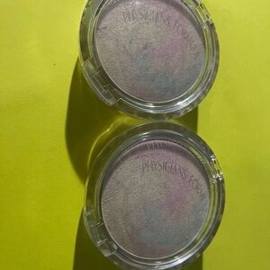 2 Physicians Formula Mineral Wear Talc-Free Face Powder mineral correcting pow